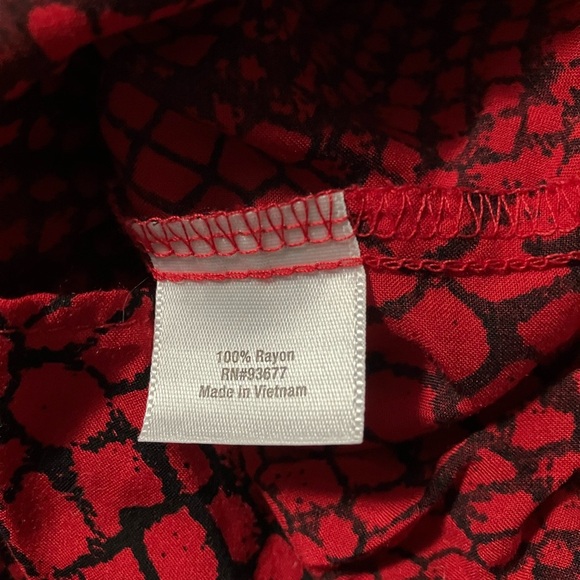 a.n.a Red and Black Notched Collar Cut Out Top - Picture 7 of 10